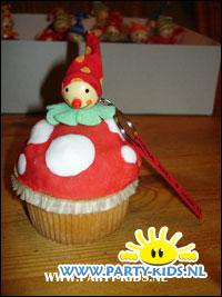 Paddestoel met kabouter