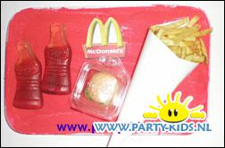 Mini McDonalds van colaflesjes en frites chips