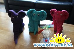 Een lieve knuffel (olifant)